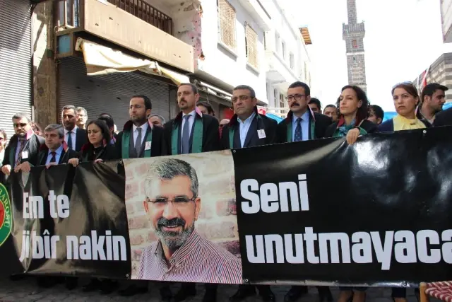 Tahir Elçi, Avukatlar Günü'nde Anıldı Tahir Elçi, Avukatlar Günü'nde Anıldı