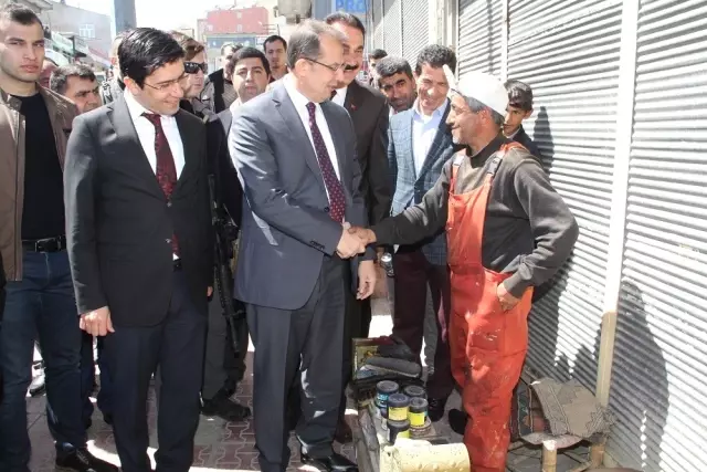 Vali İbrahim Taşyapan Başkale İlçesinde
