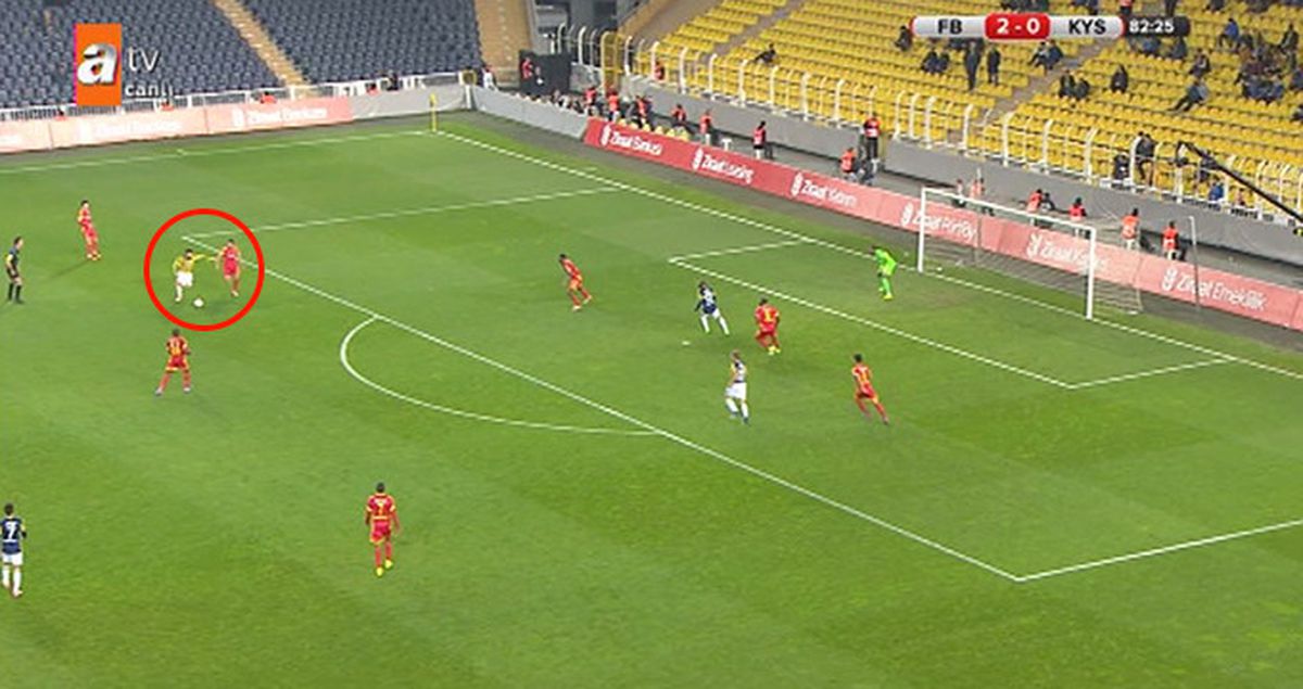 Volkan Şen Attığı Muhteşem Golle Ses Getirdi