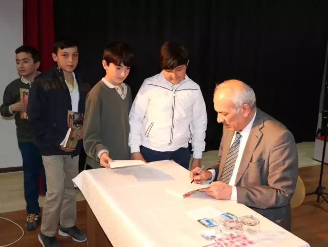 Yozgat'ta Yazarlar Öğrencilerle Buluştu