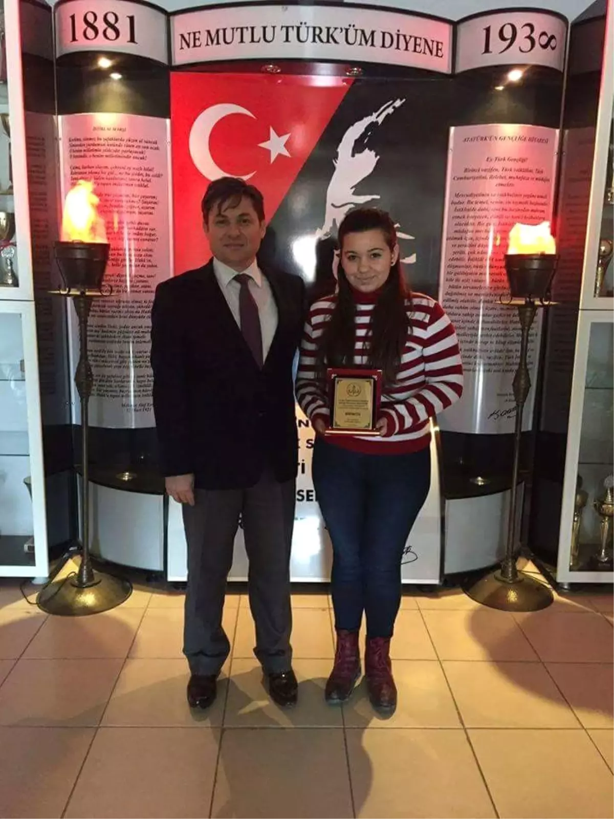 Ayal'de Çifte Birincilik Sevinci