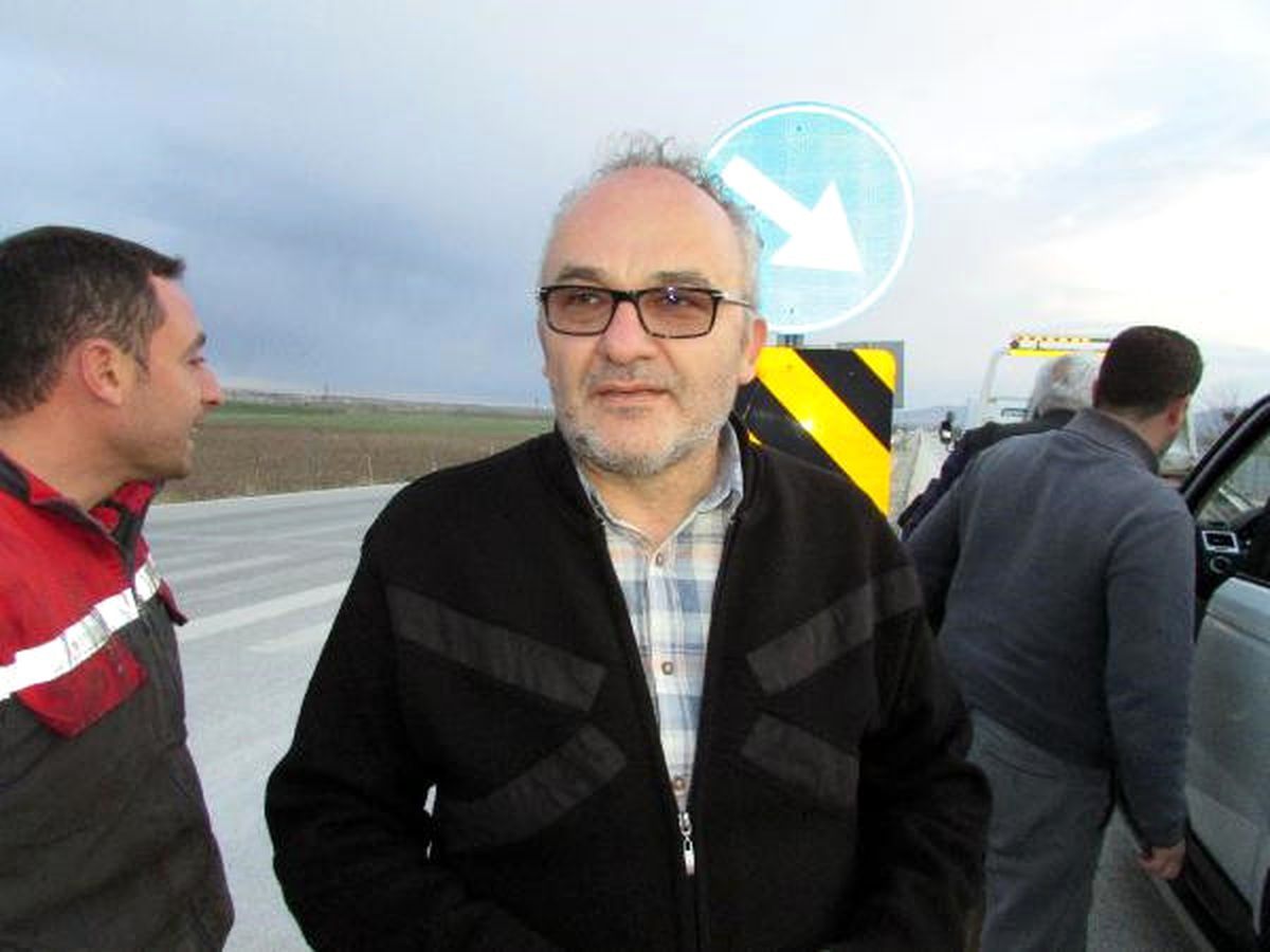 Afyon'da Bir Sürücü, Kendisine Kaza Yaptıran Kamyon Şoförünü Yakalattı