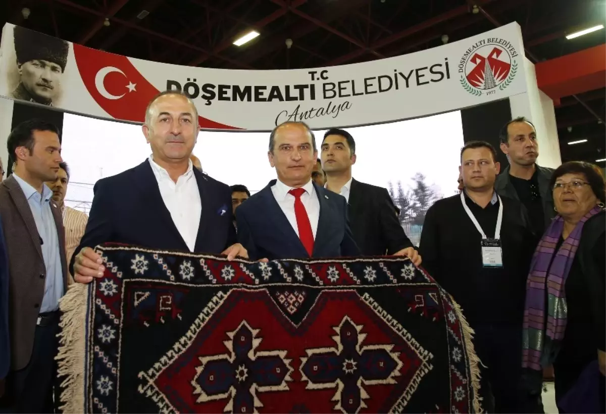 Hestourex'de Döşemealtı Standına Büyük İlgi