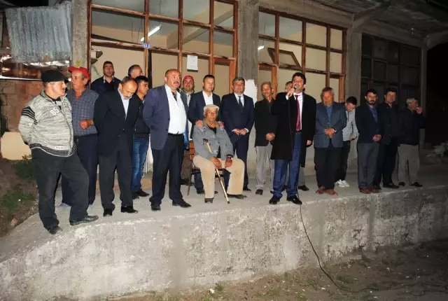 Çakır Gündüz Mahalle Akşam Köylerde 'Evet' E Destek İstedi