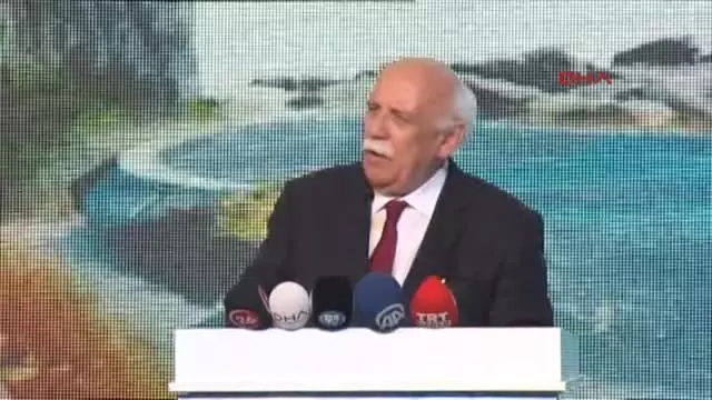 Eskişehir Bakanlar Avcı ve Eroğlu Öğrencilerle Fidan Dikti Eskişehir Bakanlar Avcı ve Eroğlu Öğrencilerle Fidan Dikti
