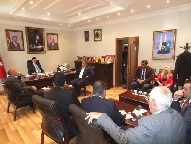 Malazgirt'te Referandum Çalışması Malazgirt'te Referandum Çalışması