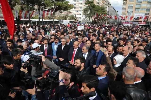 Elazığ'da 'Türkiye İçin Evet' Yürüyüşü