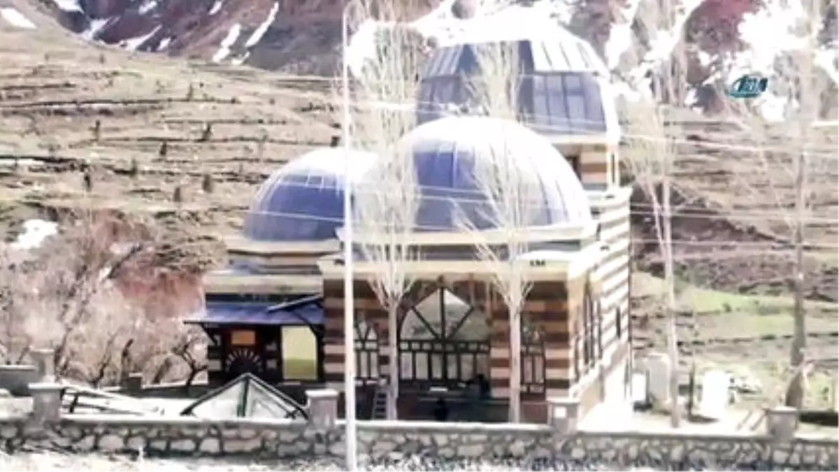 İshakpaşa Sarayı Ziyaretçilerini Bekliyor