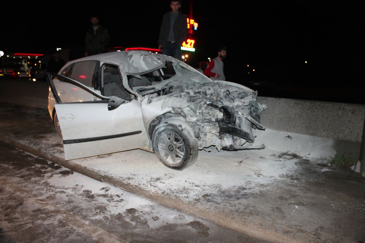 Ölümden Dönen Sürücü, Hurdaya Dönen Otomobiline Ağladı