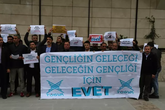 Tügva'dan 'Türkiye İçin Evet' Yürüyüşü Tügva'dan 'Türkiye İçin Evet' Yürüyüşü