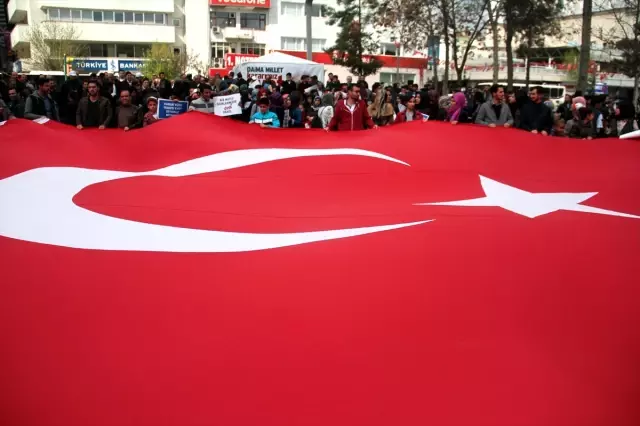 Tügva'dan 'Türkiye İçin Evet' Yürüyüşü Tügva'dan 'Türkiye İçin Evet' Yürüyüşü