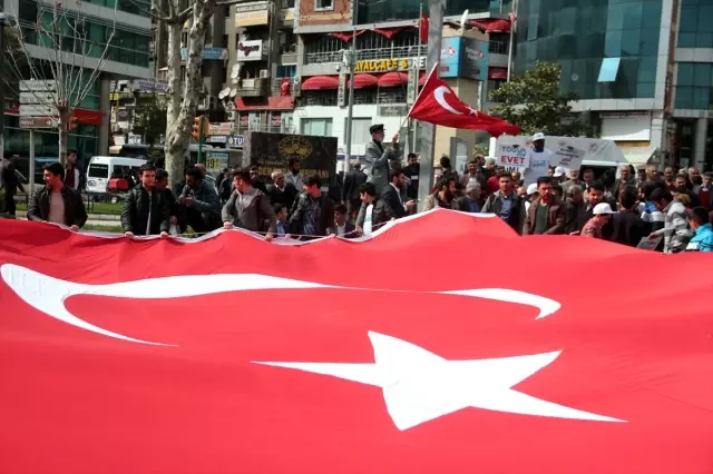 Tügva'dan 'Türkiye İçin Evet' Yürüyüşü Tügva'dan 'Türkiye İçin Evet' Yürüyüşü