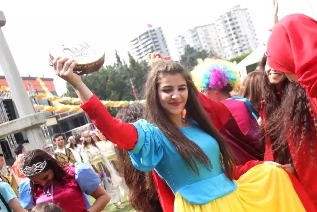 Adana'da Karnaval Coşkusu