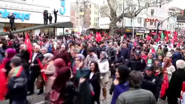 Bursa'da Fetih Şenliklerinde 'Diriliş Ertuğrul' Izdihamı Bursa'da Fetih Şenliklerinde 'Diriliş Ertuğrul' Izdihamı