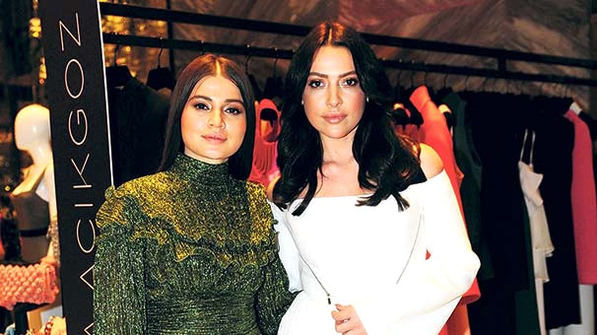 Hadise'den Kardeşine Övgü: İri Kalçalarıma Göre Kıyafet Yapıyor