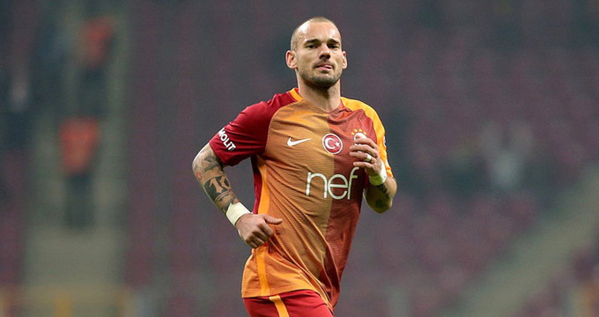 Roberto Mancini, Roma'nın Başına Geçerek Sneijder'i Transfer Edecek