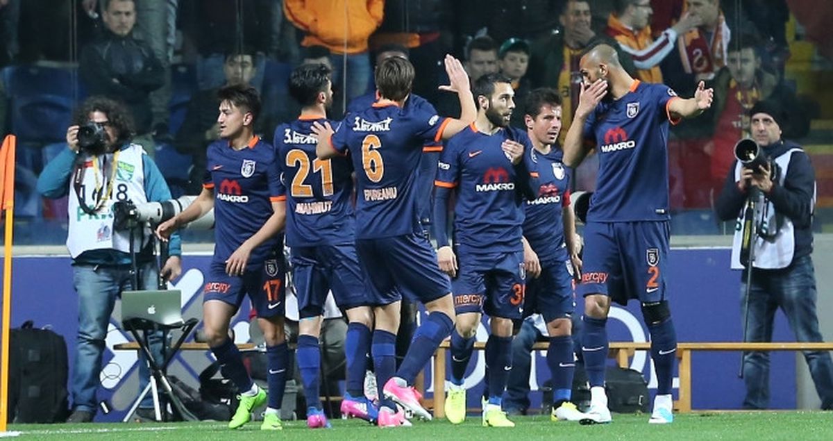 Başakşehir, Galatasaray Maçından Sonra Şampiyonlar Ligi Müziği Çaldı