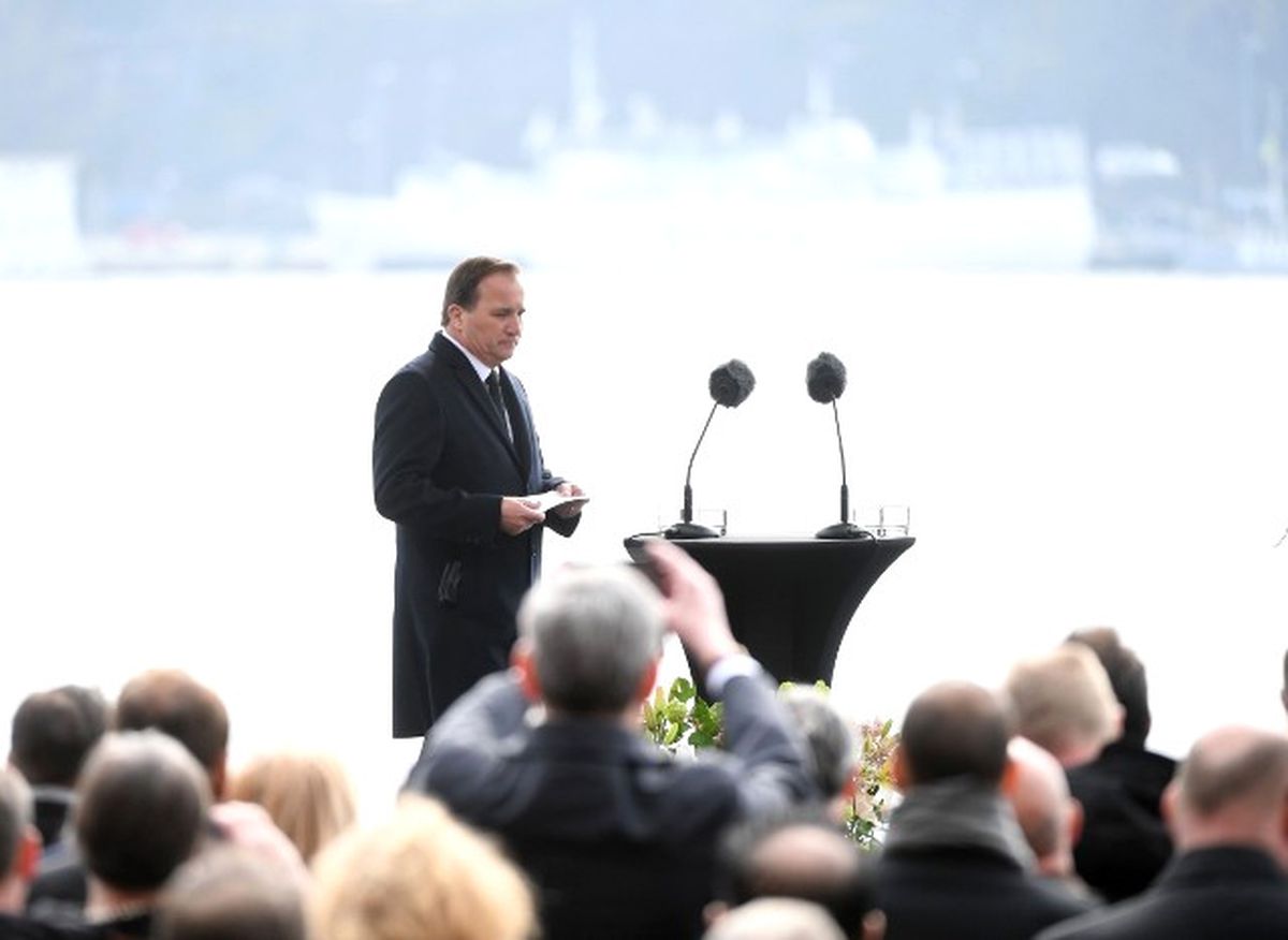 Stockholm Belediye Sarayı'nda Saygı Duruşu Düzenlendi