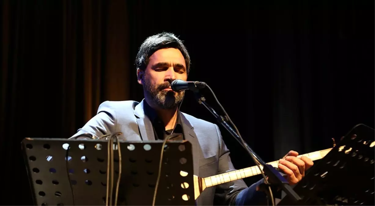 Uğur Işılak: 'Evet' Diyenleri Cahillikle İtham Eden Bir Tayfa Var'