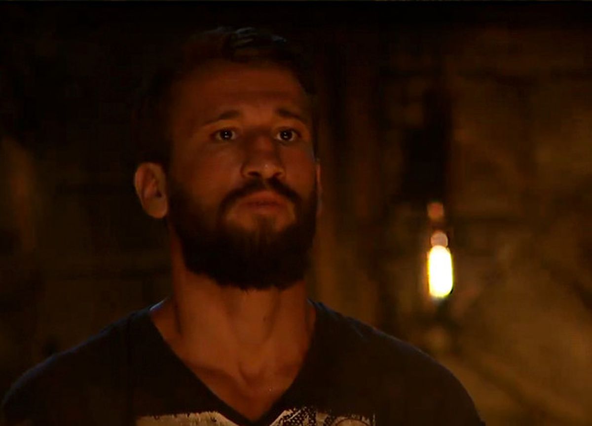 Survivor'da Ünlüler Takımında Adem'in Parmağı Kırıldı