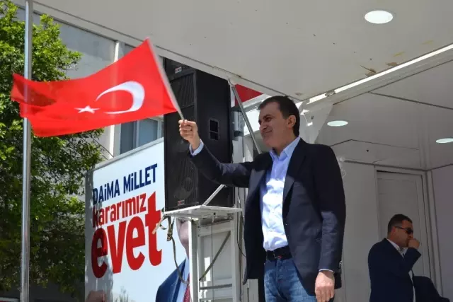 Bakan Çelik: Çok İş Yaptık Ama Akıntıya Karşı Yüzerek