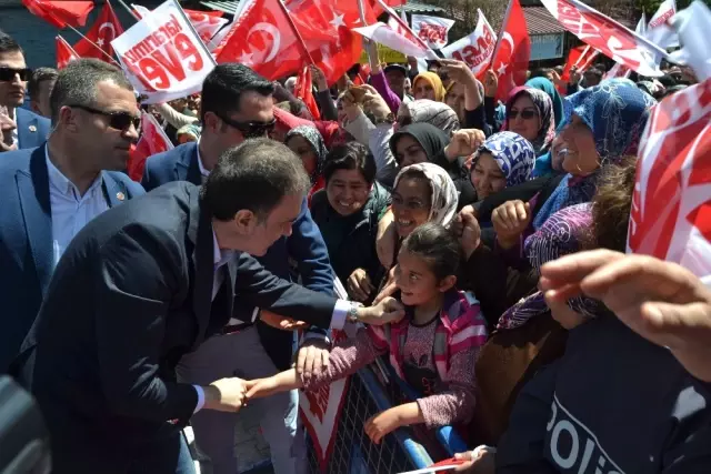 Bakan Çelik: Çok İş Yaptık Ama Akıntıya Karşı Yüzerek
