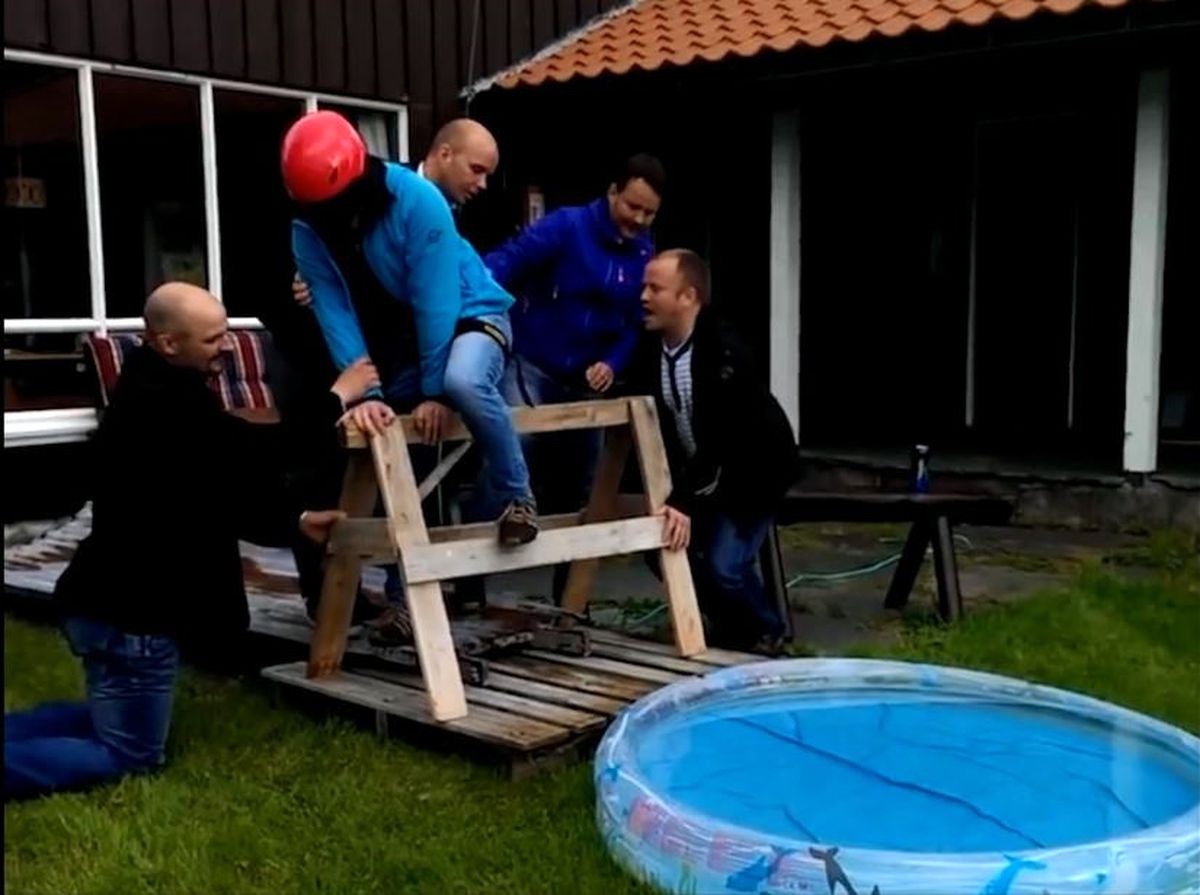 Bungee Jumping Yaptığını Sanan Adam