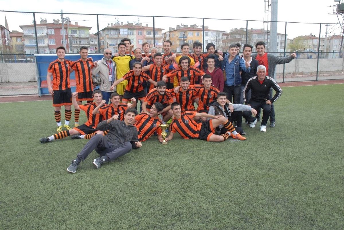 Kayseri'yi U-19 Türkiye Şampiyonası'nda Yolspor ile Şekerspor Temsil Edecek