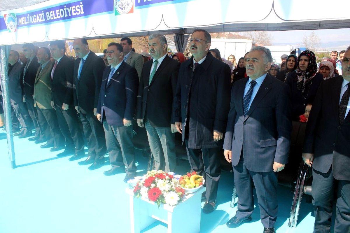 Melikgazi Belediyesi Tarafından Yaptırılan Gökkent Pazar Yeri ve Sosyal Tesisleri Tanıtıldı
