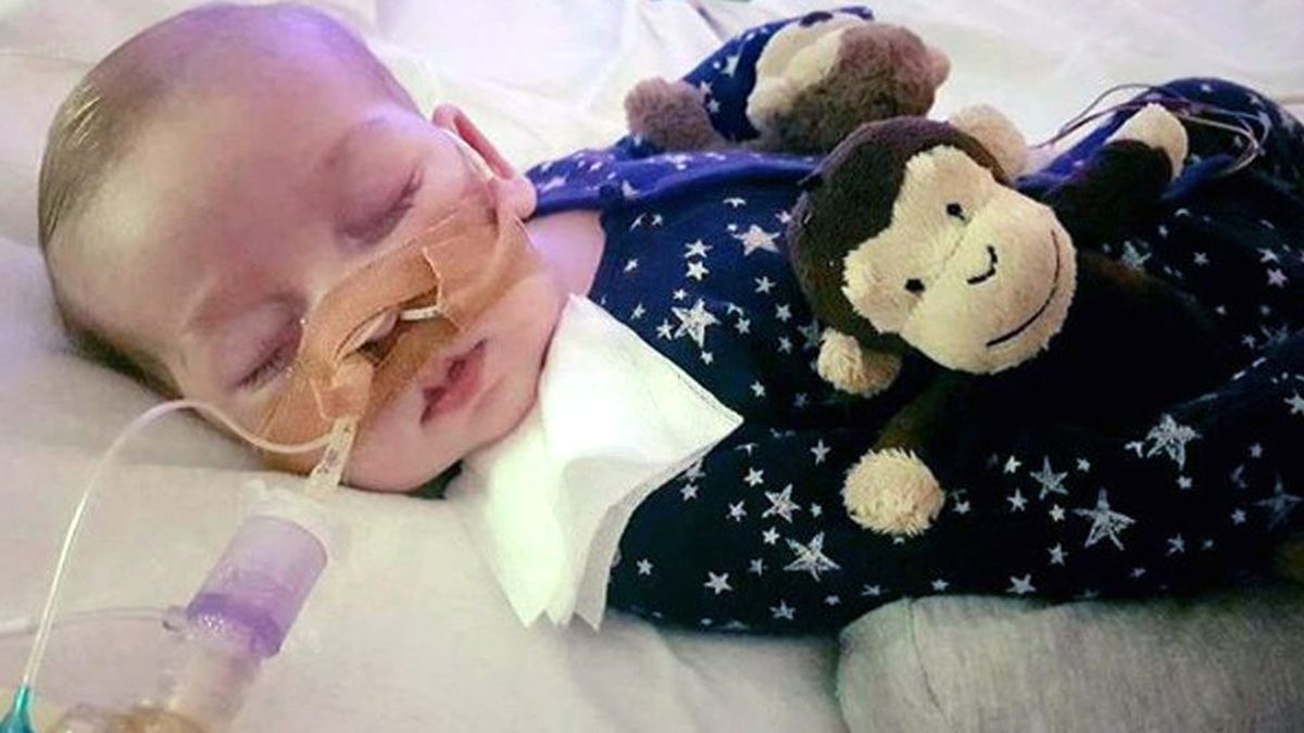 8 Aylık Bebek Charlie, Mahkeme Kararıyla Yaşam Destek Ünitesinden Çekilecek