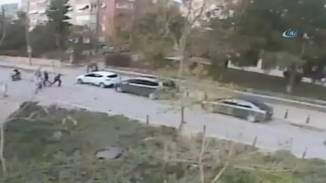 Güvenlik Görevlisini Darp Ederek Öldüren Zanlılar Kamerada Güvenlik Görevlisini Darp Ederek Öldüren Zanlılar Kamerada