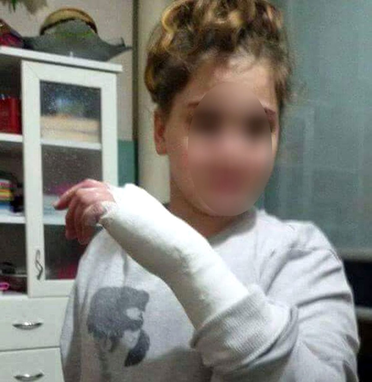 Öğrencisinin Elini Cetvelle Kıran Öğretmene 3 Bin TL Para Cezası