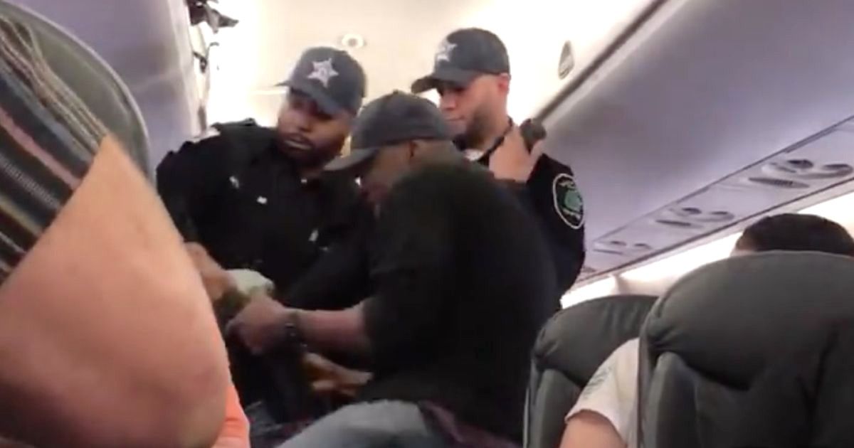 Skandal Görüntüler Sonra United Airlines'ın Rakiplerinden Atağa Geçti
