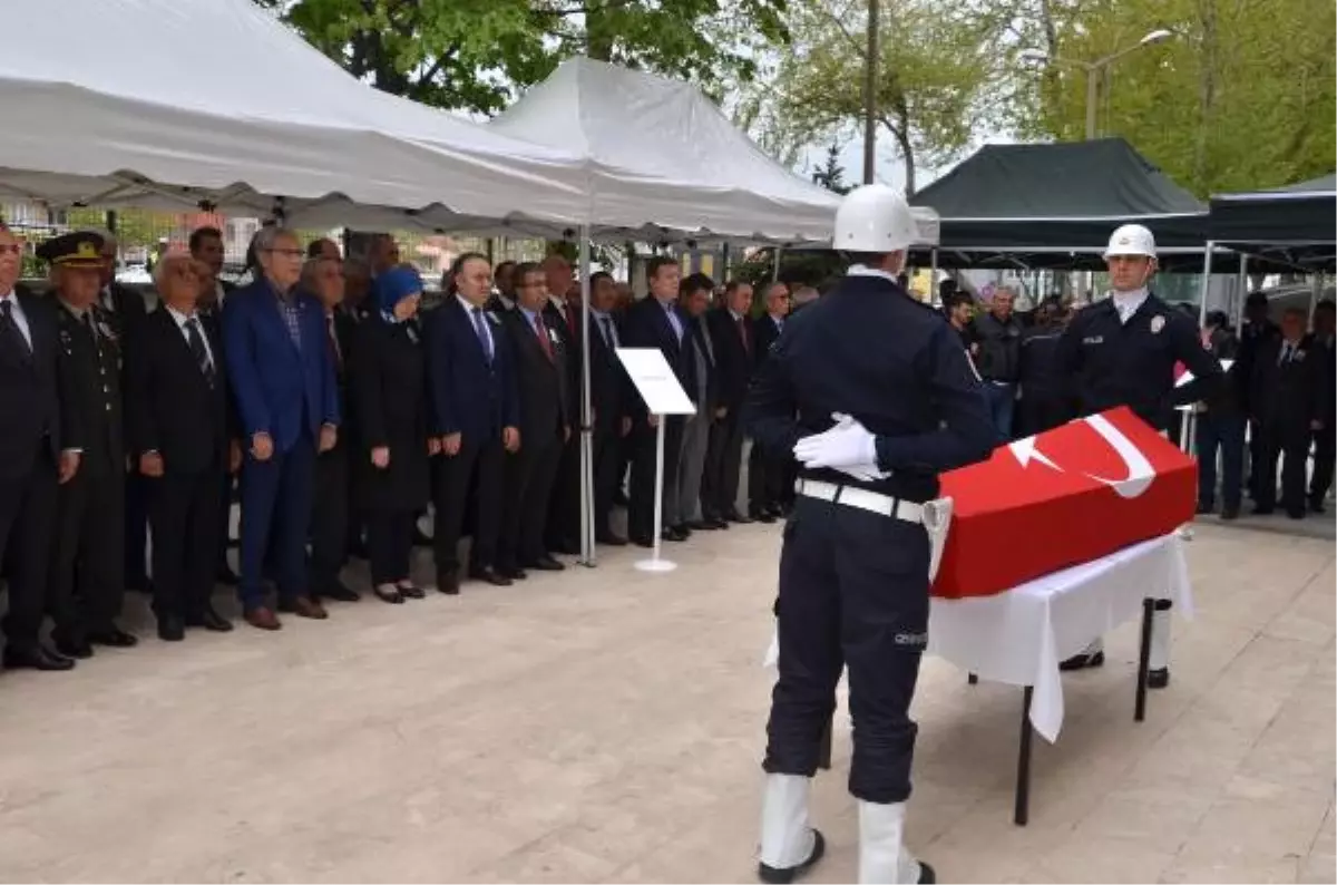 Dha Yurt - Kazada Ölen 22 Günlük Polis Memuru Toprağa Verildi