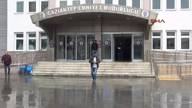 Gaziantep'te Kapkaç ve Dolandırıcılık Şüphelileri Adliyede Gaziantep'te Kapkaç ve Dolandırıcılık Şüphelileri Adliyede