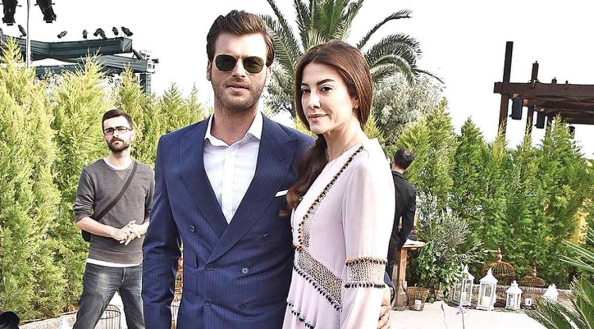 Kıvanç Tatlıtuğ'un Instagram'daki İlk Paylaşımı Eşiyle Romantik Fotoğrafı Oldu