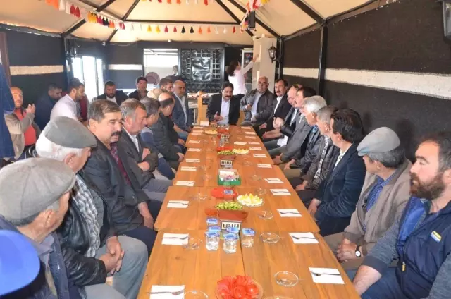 Başkan Kalın Çiftçilerle Buluştu Başkan Kalın Çiftçilerle Buluştu