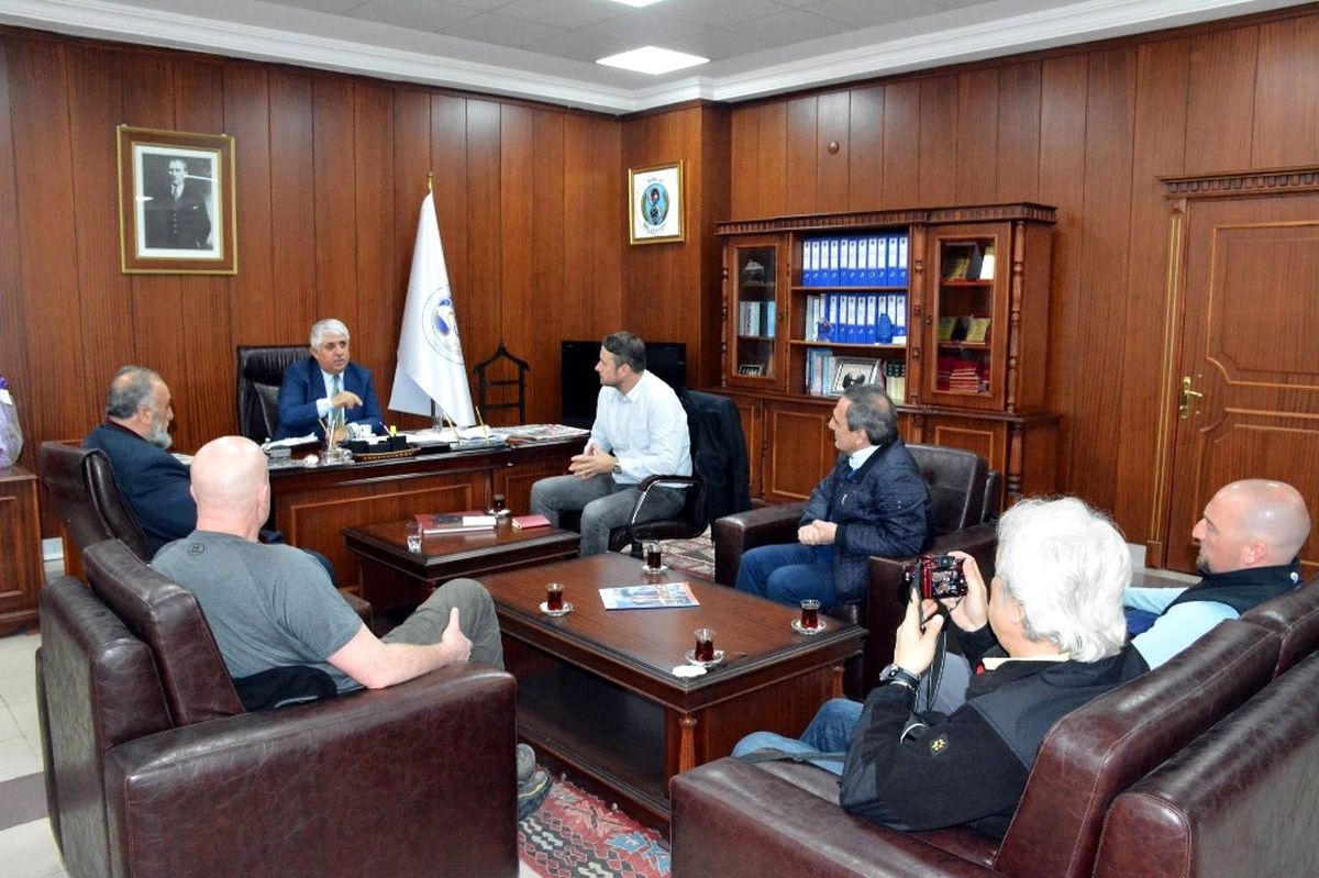 Kanadalı Madencilerden Başkan Şimşek'e Ziyaret