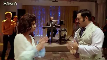 Kolonya Cumhuriyeti Fragman