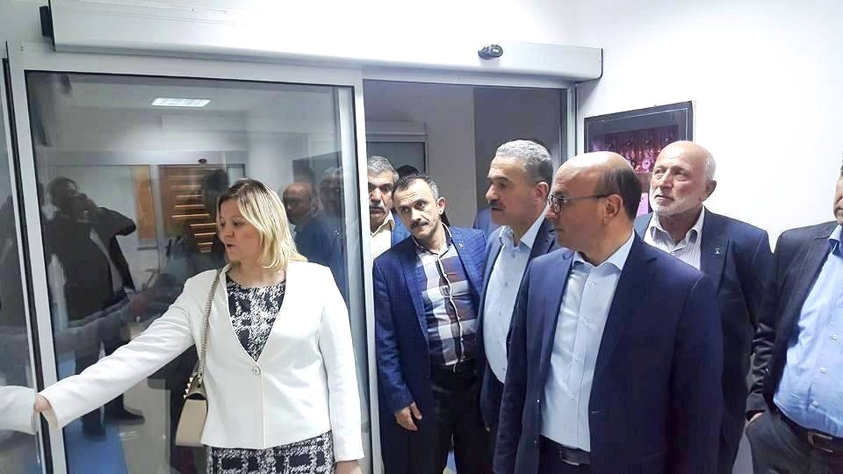 Altınova Devlet Hastanesi Hizmete Girdi