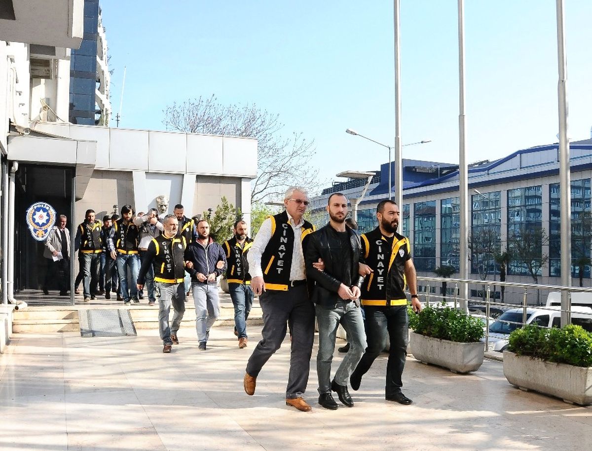 Bursa'da Yasak Aşk Cinayeti! ''Sosyal Hizmetlerden Geliyoruz'' Diye Evi Kontrol Etmişler