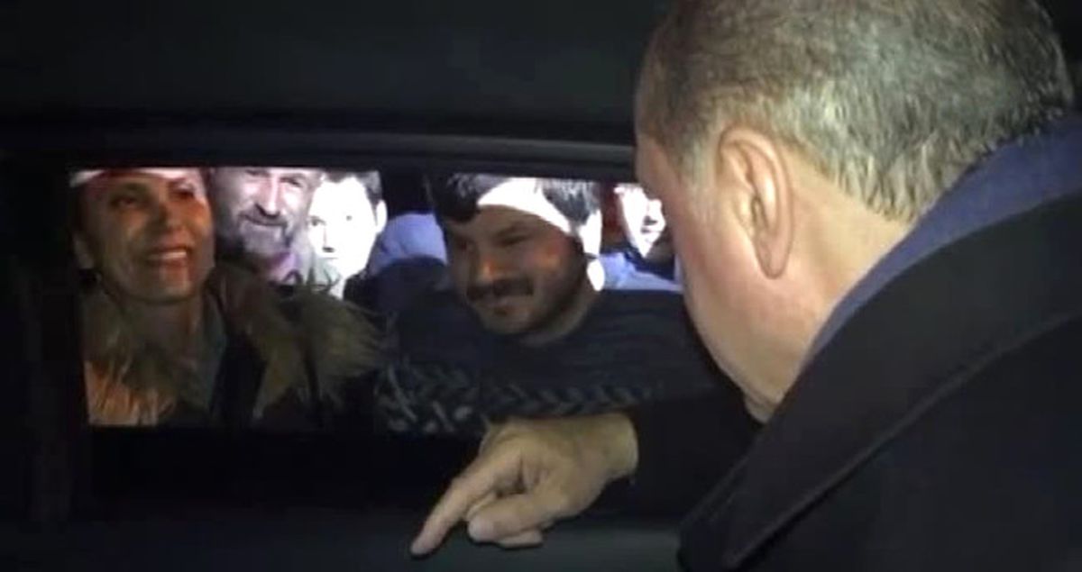 Erdoğan, Rizelinin Referandum Tahminini Not Aldırdı: 64 Diyor, İbrahim Yazdın Değil mi