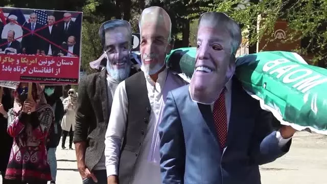 Afganistan'da 'Tüm Bombaların Anası'Nı Kullanması Protesto Edildi Afganistan'da 'Tüm Bombaların Anası'Nı Kullanması Protesto Edildi
