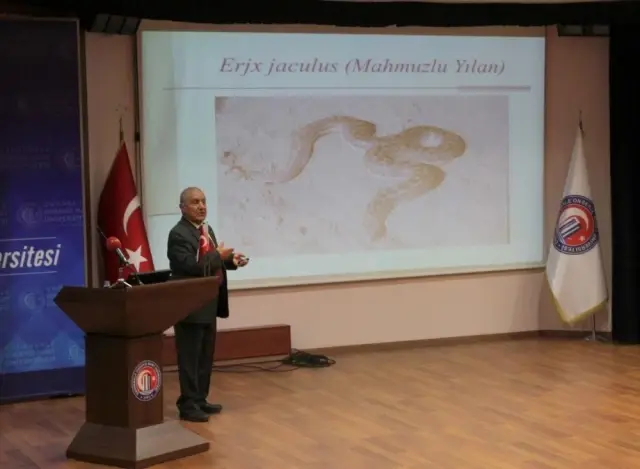 3'üncü Biyoloji Günleri Gerçekleşti 3'üncü Biyoloji Günleri Gerçekleşti
