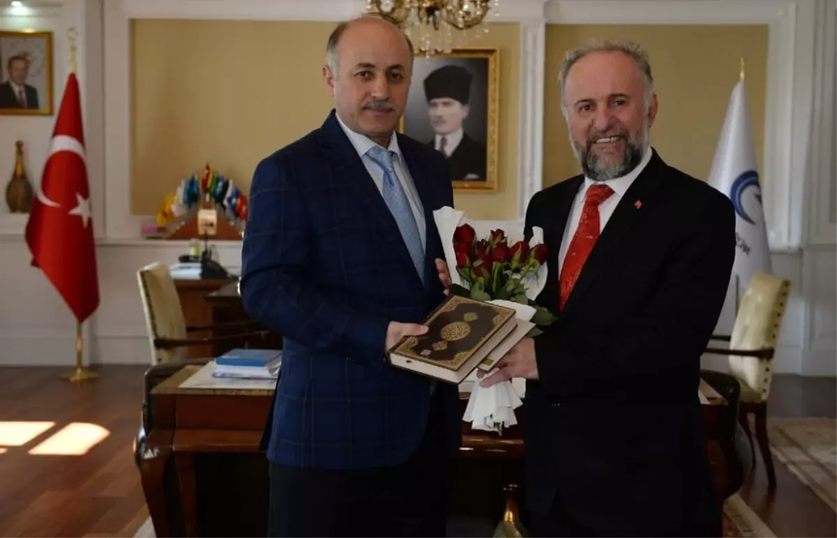 İl Müftüsü Sula'dan Vali Azizoğlu'na Ziyaret