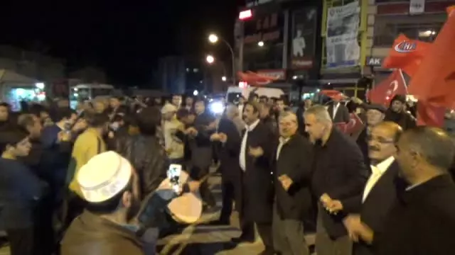Muş'ta Referandum Kutlaması Muş'ta Referandum Kutlaması