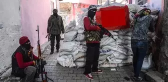 Kuzey Irak: Hendek Kazılan İlçelerde Dikkat Çeken Sonuç: 'Evet' Oyu Ciddi Oranda Yükseldi Kuzey Irak: Hendek Kazılan İlçelerde Dikkat Çeken Sonuç: 'Evet' Oyu Ciddi Oranda Yükseldi