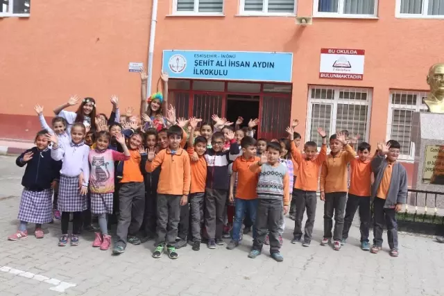 Keloğlanın Becerikli Eşeği' Oyunu İnönü'de Sahnelendi Keloğlanın Becerikli Eşeği' Oyunu İnönü'de Sahnelendi