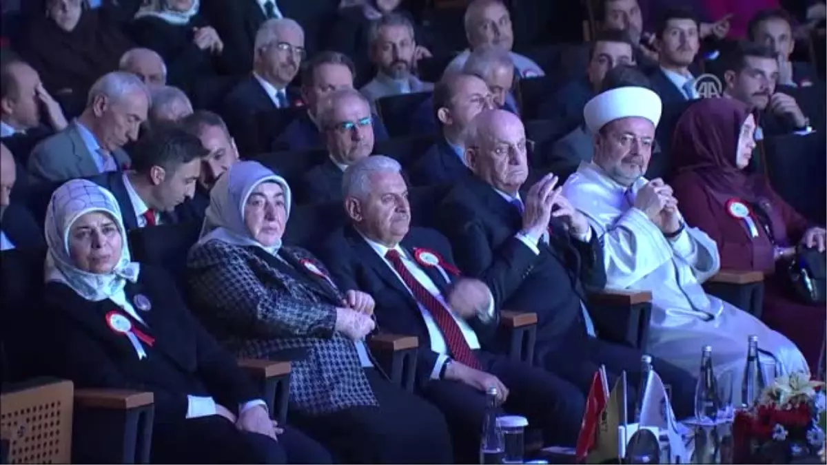 Kurtulmuş: 'Insanların Hepsi Bir Tarağın Dişleri Gibi Yaradılışta Eşittir, Birbirinin Aynısıdır'
