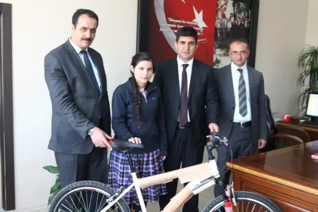 Milli Birlik ve Kahramanlık' Konulu Kitap Okuma Yarışması